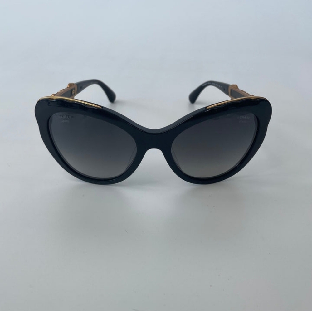 CHANEL | BIJOUX CAT SUNGLASSES | BLACK